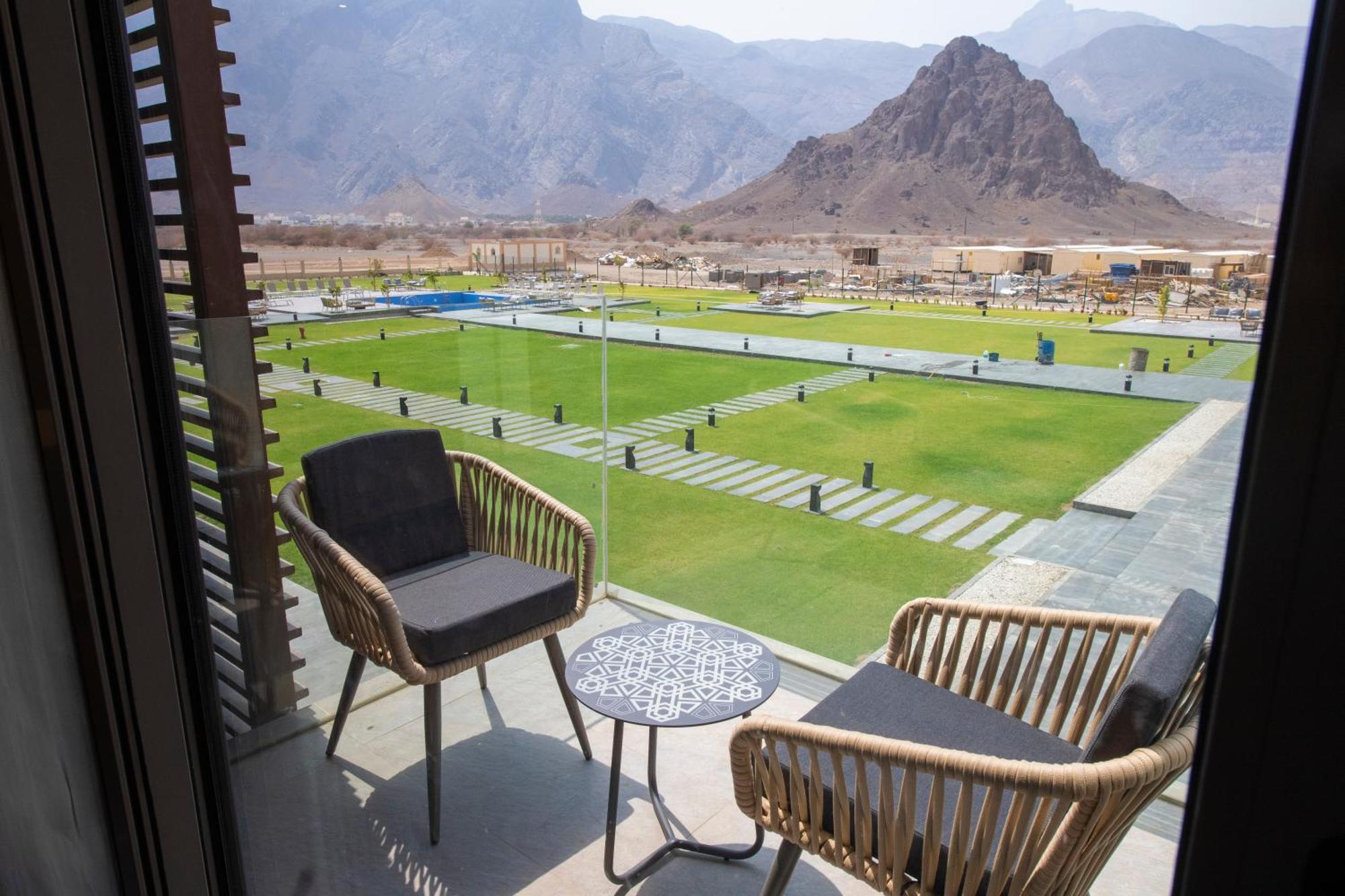 استراحة الفيحاء Al Feyhaa Resthouse Hotel Samail ภายนอก รูปภาพ
